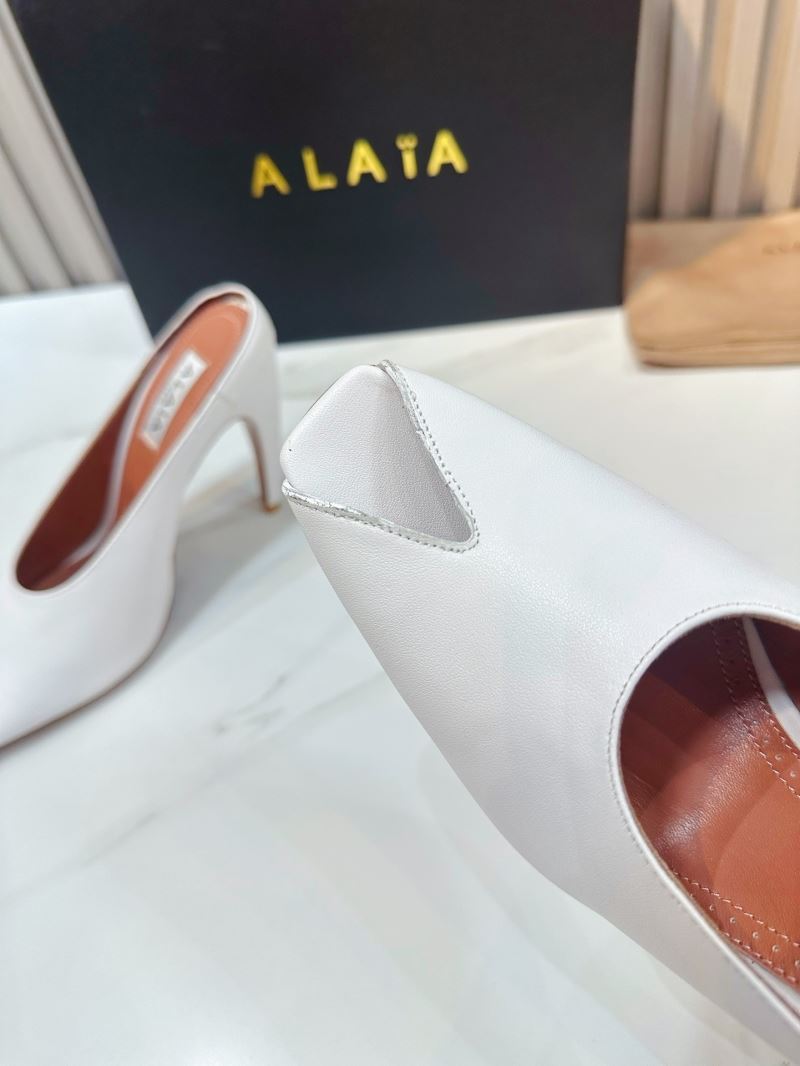 Alaia Sandals